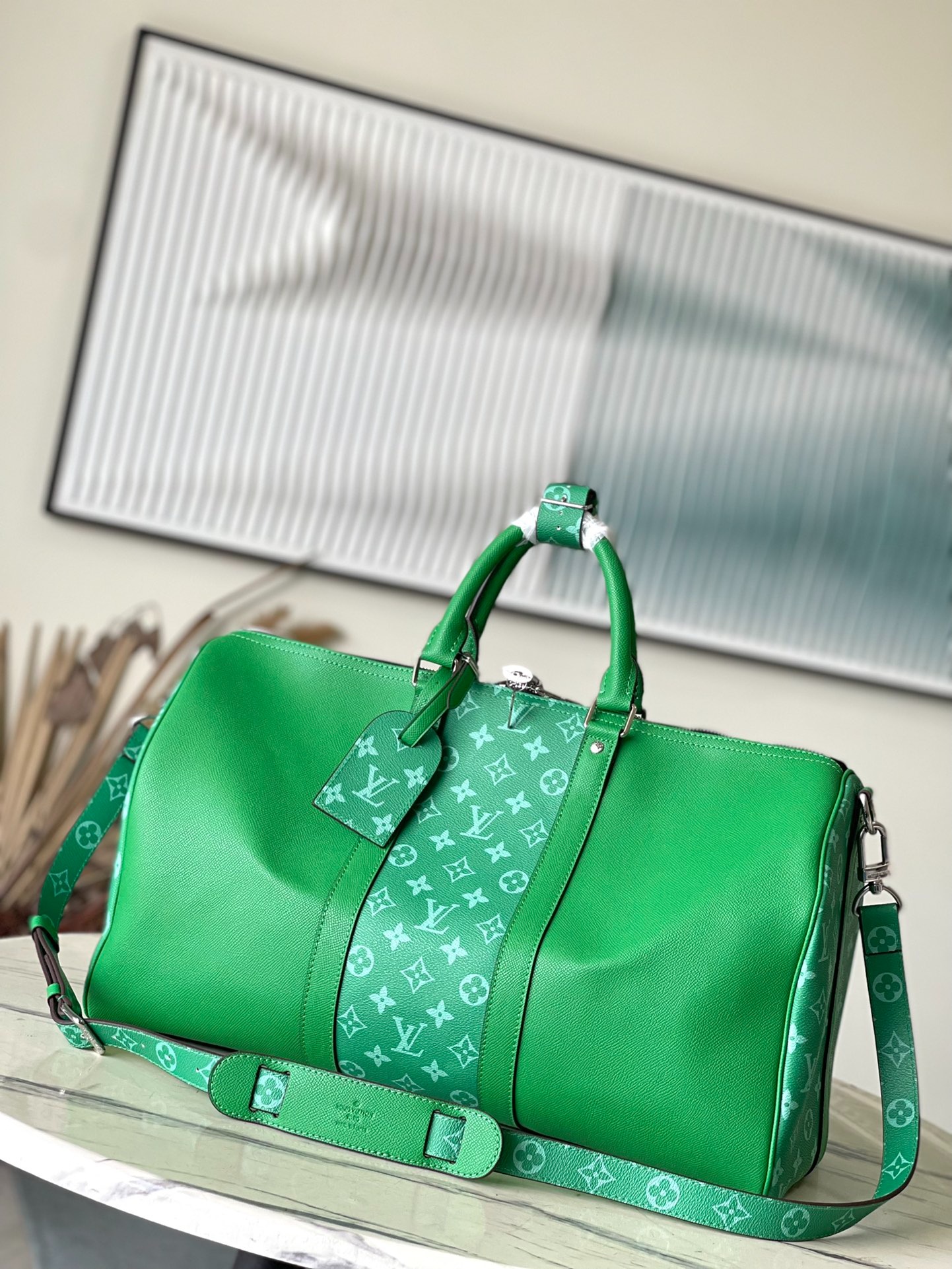 L0vis Vvtt0n Keepall Bandouliere 45 Green 17.7in/45cm M31046