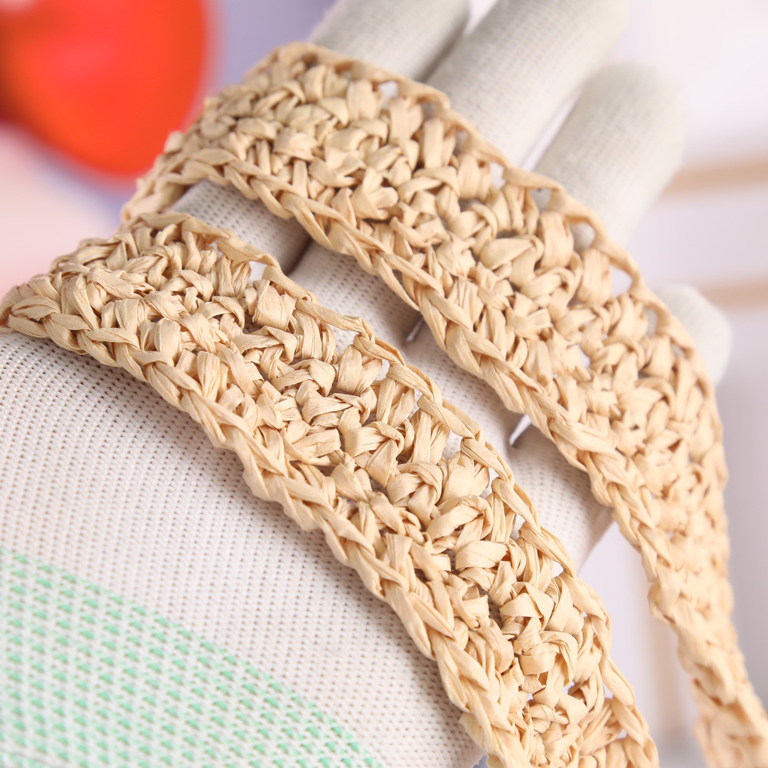 Pra*a Raffia Tote Bag Beige For Women 1BG424_2A2T_F0018_V_OOO – 20 Inches / 51 Cm