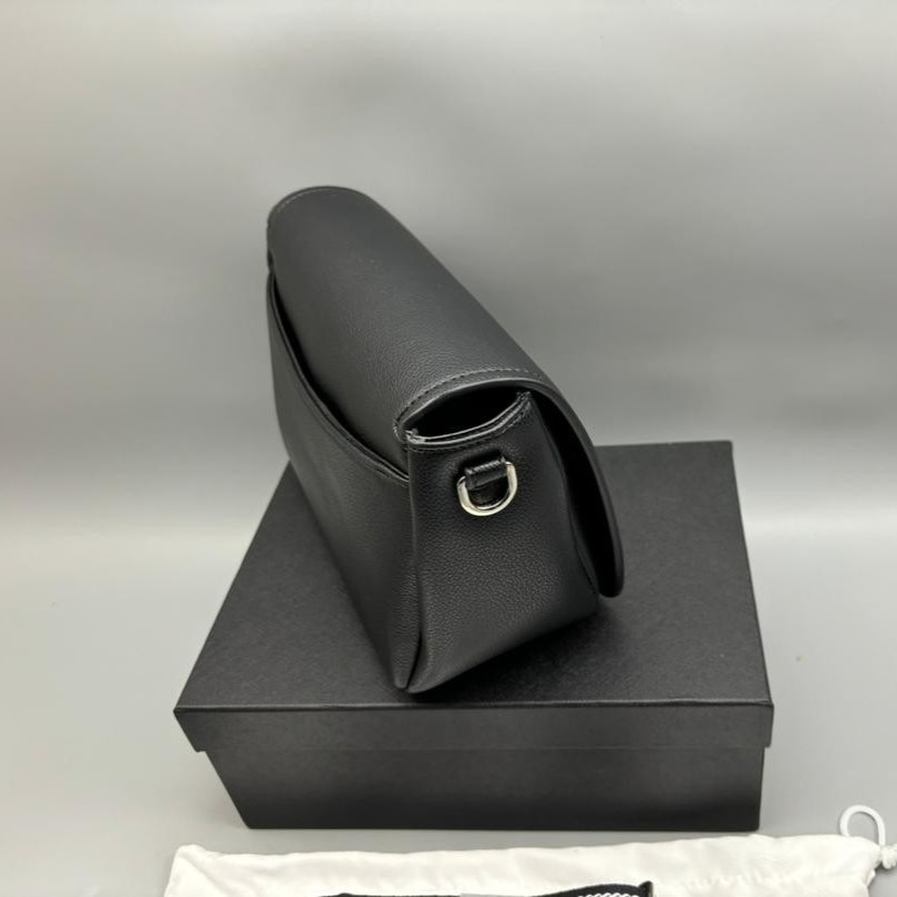 Pra*a Small Shoulder Bag In Black For Women 9in/ 23cm 1BD314_2DKV_F0002_V_3OO