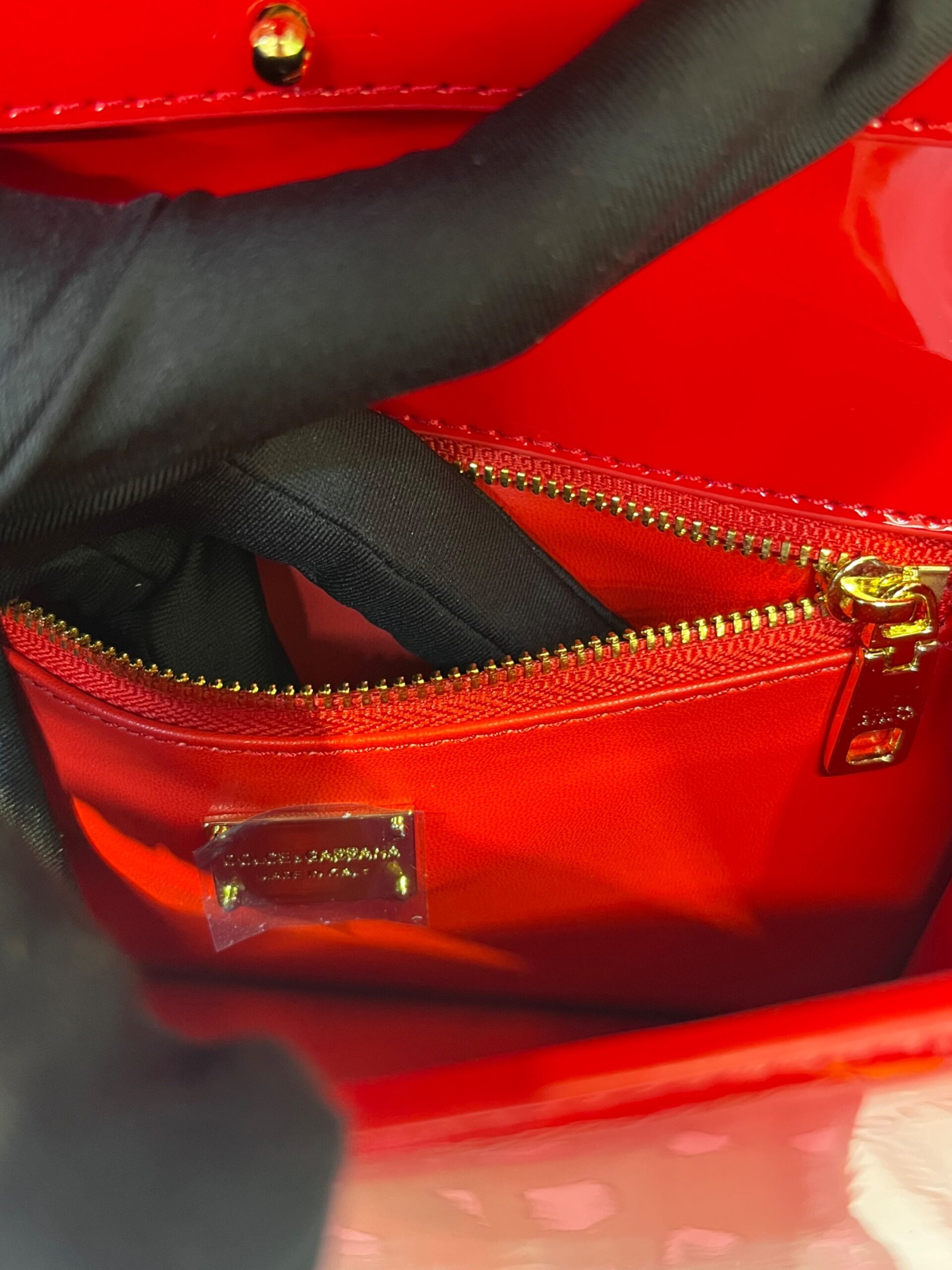 [True-to-ORIGINAL] Dolce Gabbana Logo Bag Red For Women BB7287A147180315- 20 Cm/ 7.8 Inches