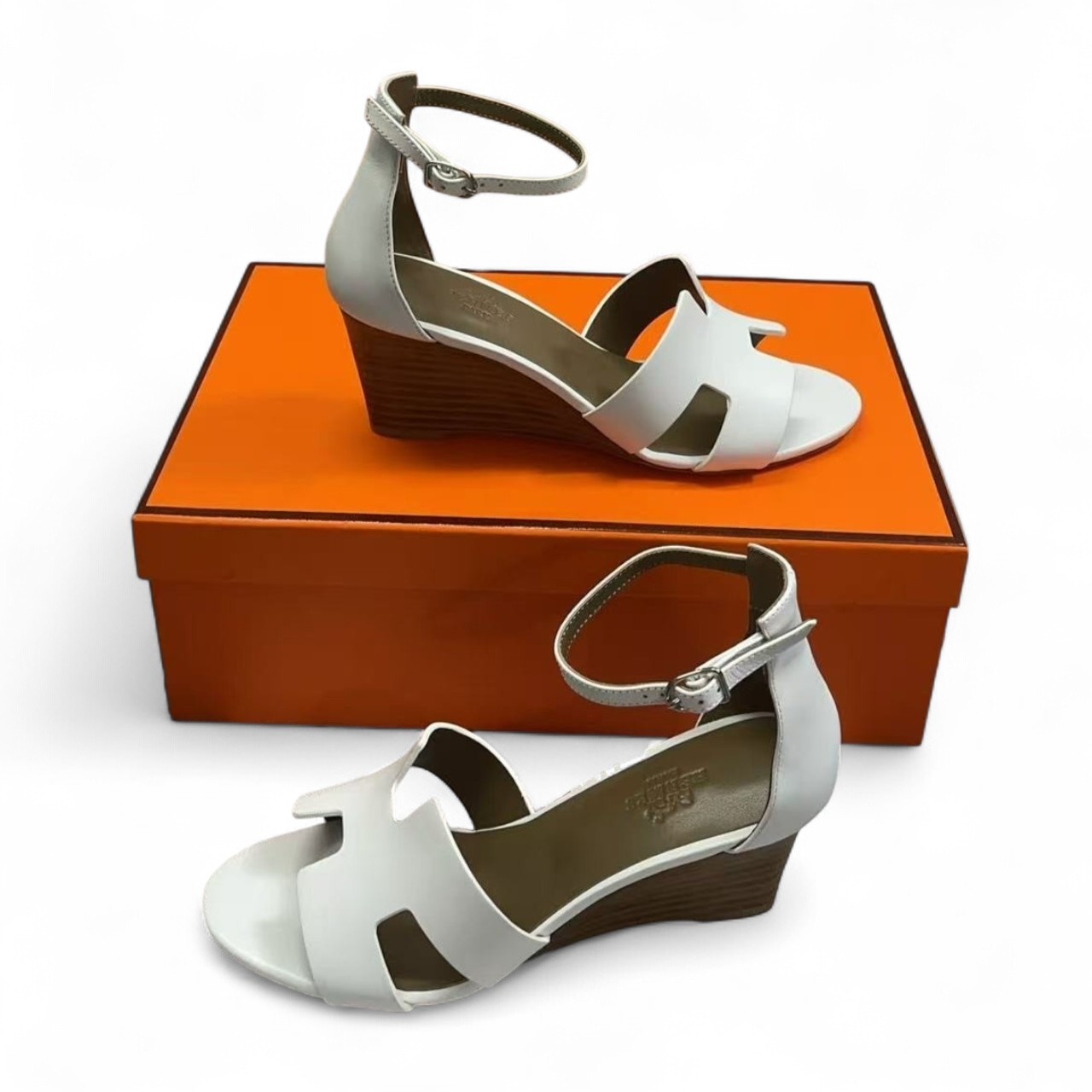 H**me5 Legend Sandal White For Women, Women’s Shoes H172196Z