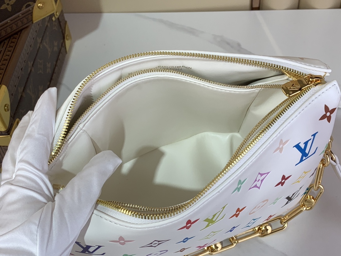 L0vis Vvtt0n LV x TM Coussin PM Multicolored For Women 26cm/10in – M13233