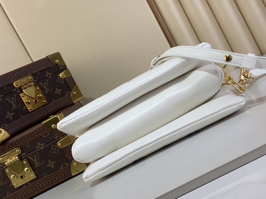 L0vis Vvtt0n LV x TM Coussin PM Multicolored For Women 26cm/10in – M13233