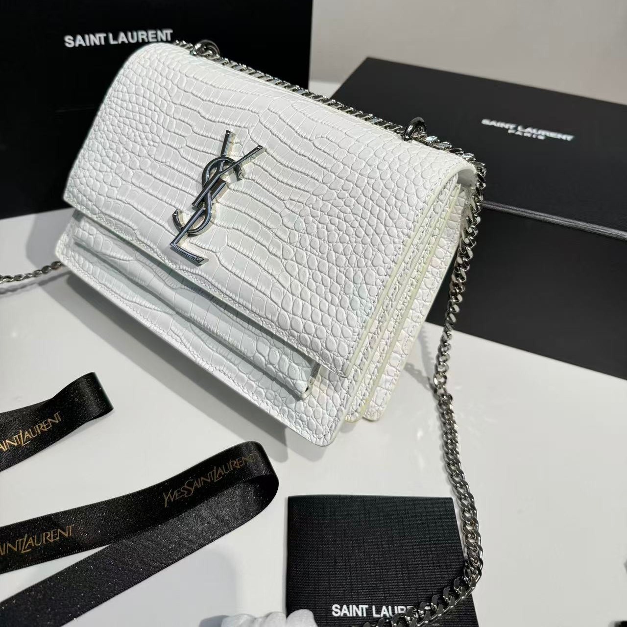 Sa1nt Lau*nt Sunset Medium Chain Bag For Women 8.6in/22cm White Y51 442906DND0N9207