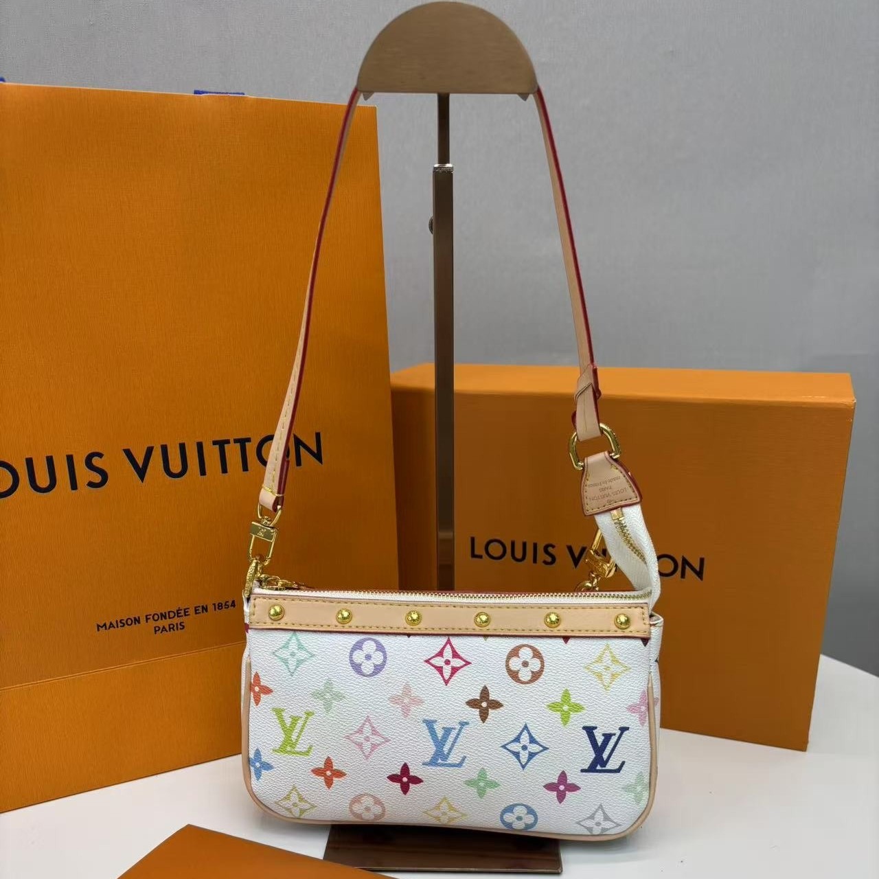 L0vis Vvtt0n LV x TM Pochette Accessoires Multicolore Blanc For Women 22cm/8.7in – M13404