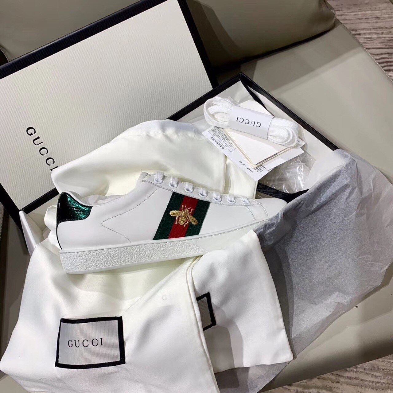 Gvc*1 Women’s Ace Sneaker With Bee White For Women GG 431942 02JP0 9064