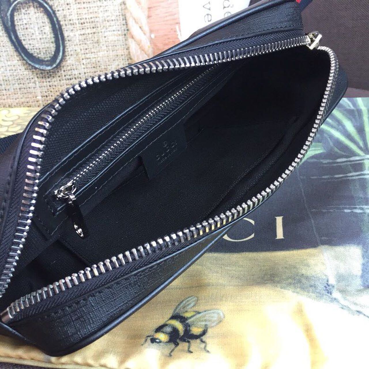 Gvc*1 GG Black Belt Bag Black/Grey Soft GG Svp*me Crafted For Men 9in/24cm GG 474293 K9RRN 1095