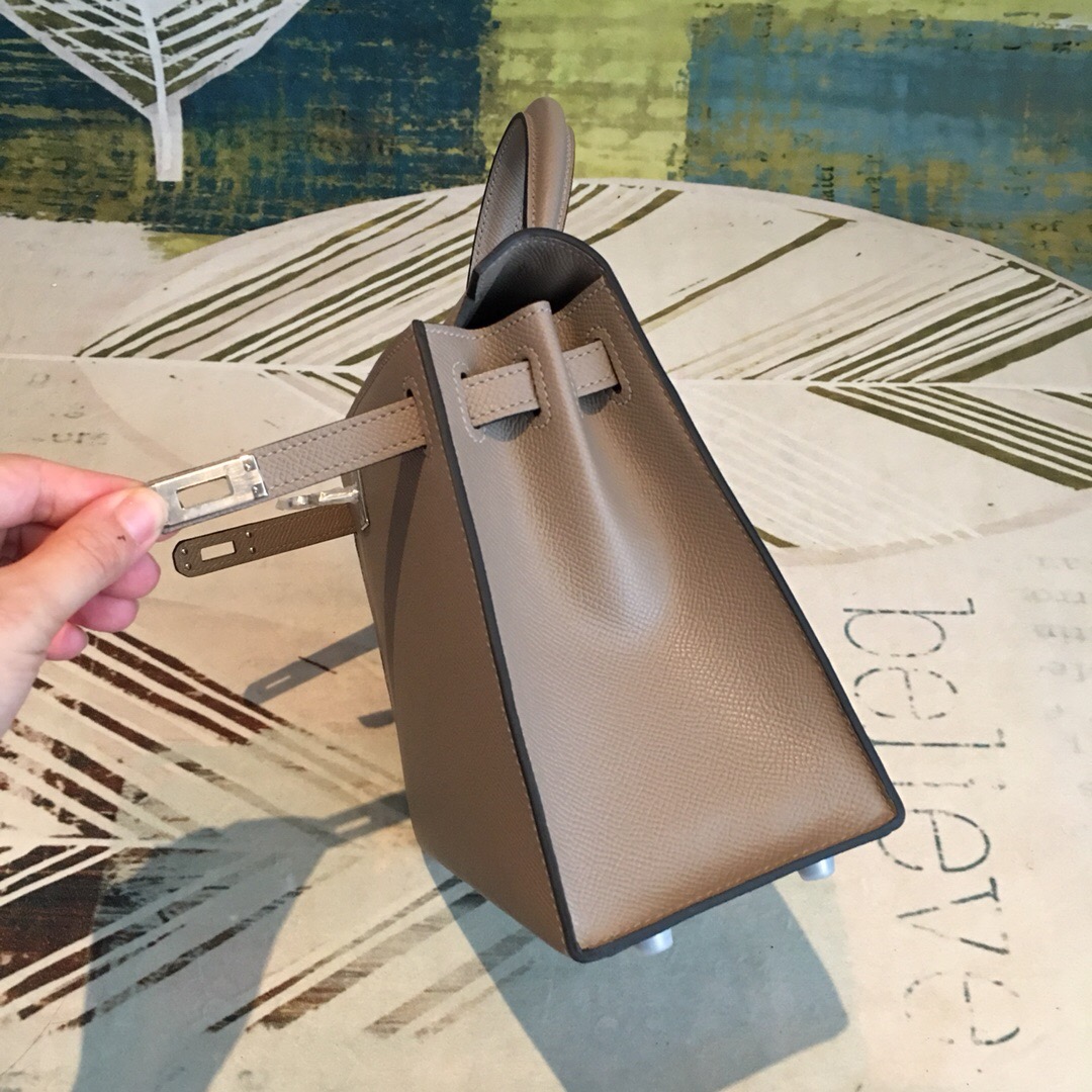 H**me5 Kelly 25 Sellier Epsom Gris Asphalt Bag For Women Silver Toned Hardware, Women’s Handbags, Shoulder Bags 10in/25cm