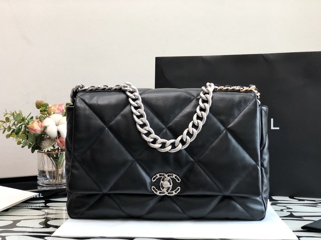 Ch**el 19 Maxi Handbag Black For Women 14in/36cm