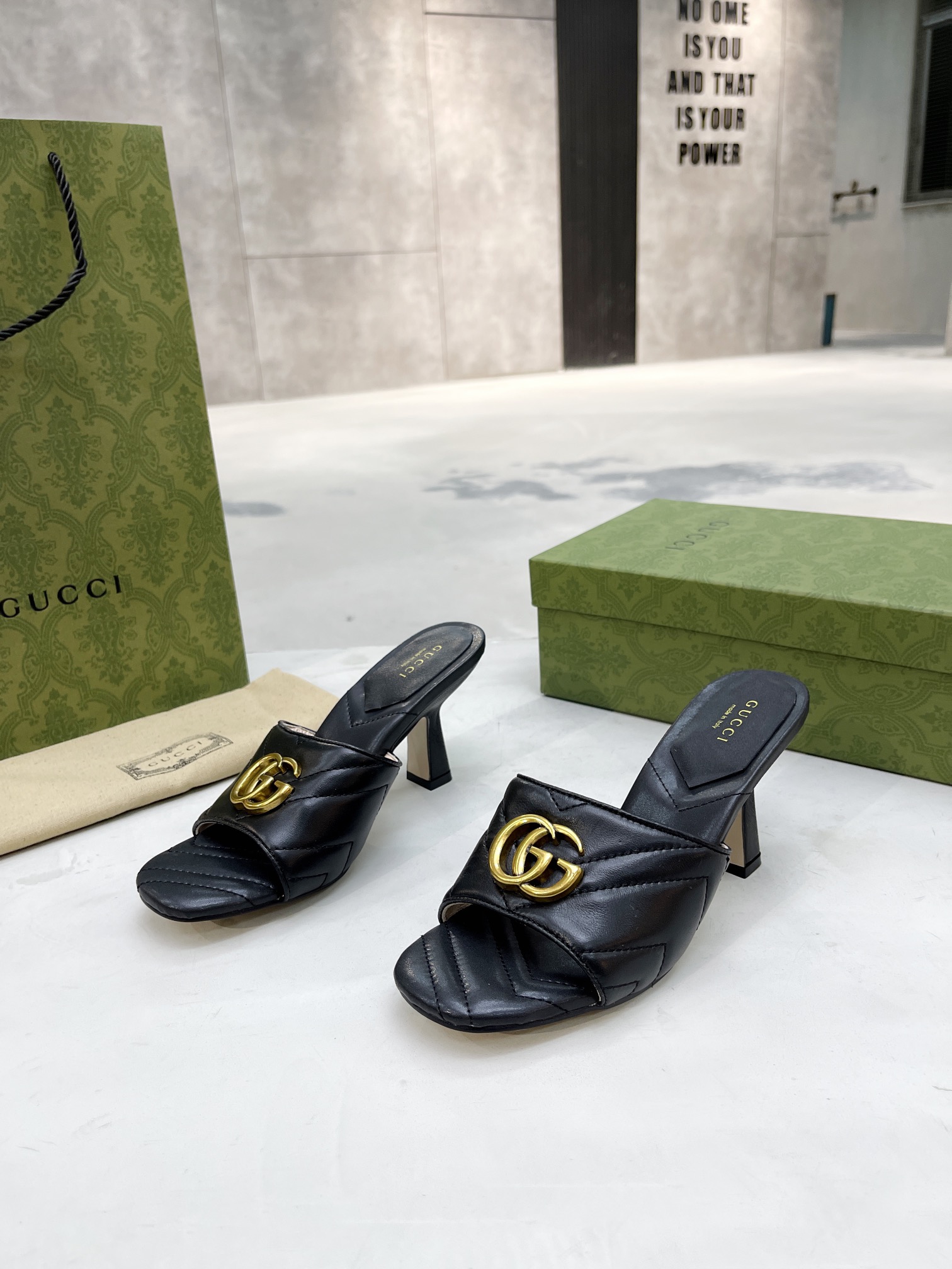 Gvc*1 Double G Slide Sandal Chevron Matelasse Black For Women GG 674839 BKO00 1000