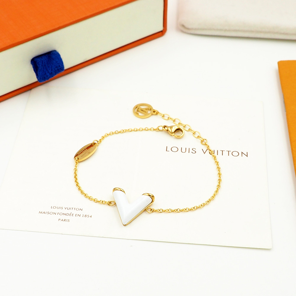 L0vis Vvtt0n Bracelet