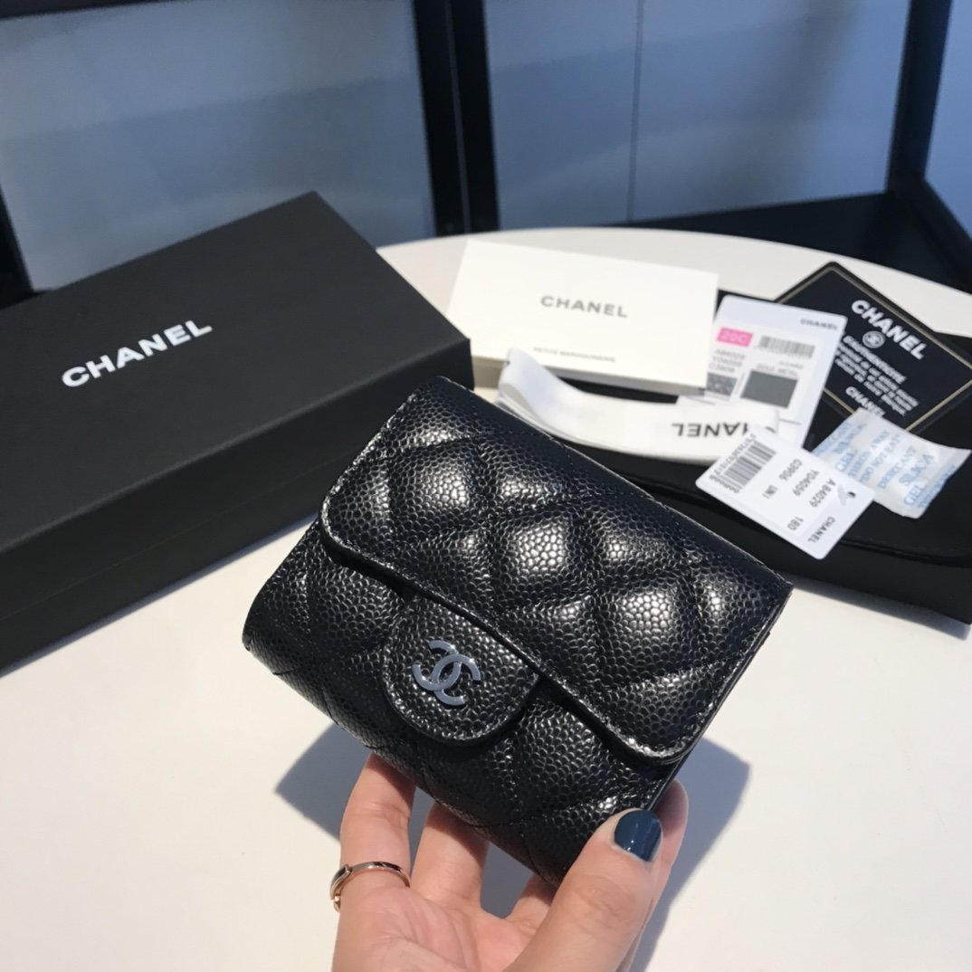 Ch**el CO-CO Classic Card Holder10.5cm/4.1in Silver Hardware For Women Black