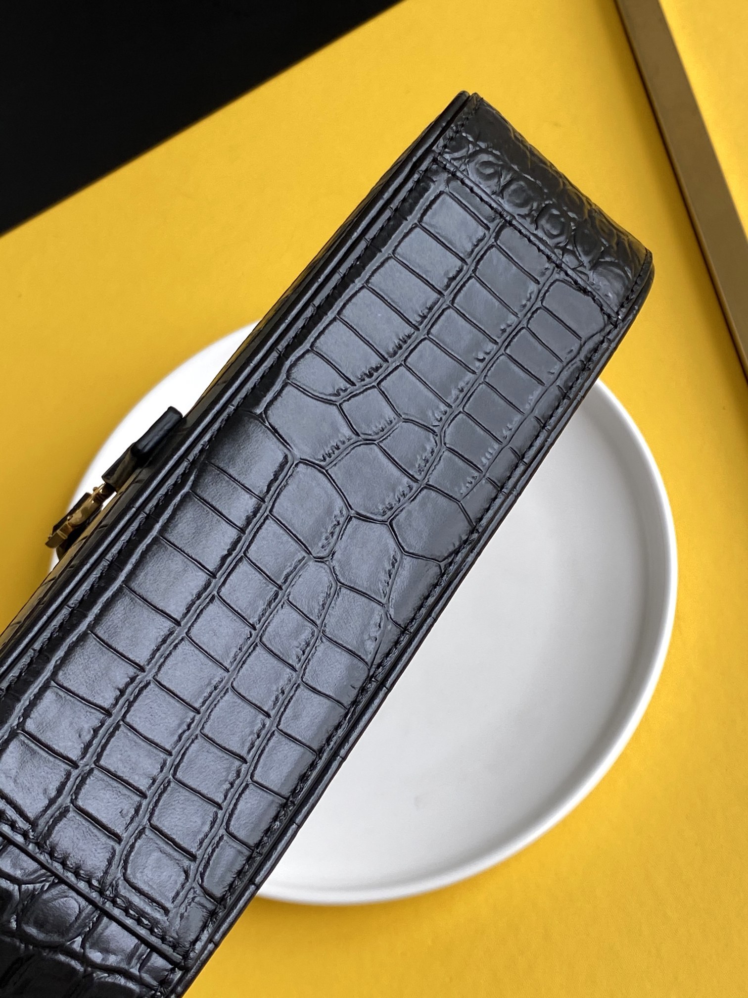 Sa1nt Lau*nt LE 5 À 7 Hobo Bag Black In Embossed Material For Women 9in/23cm Y51 657228DZESW1062