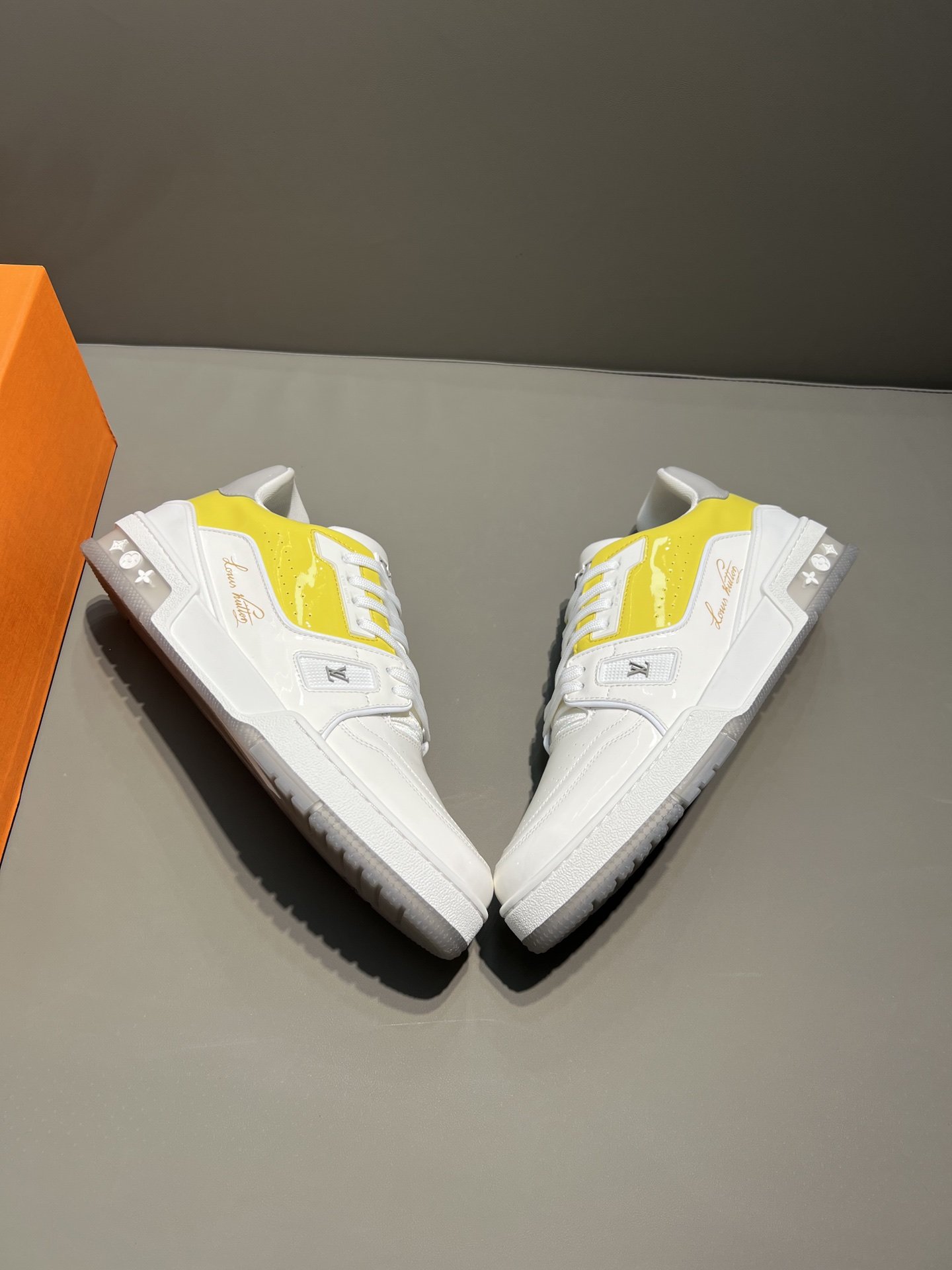 L0vis Vvtt0n Trainer Sneaker White/Yellow Virgil Abloh For Men LV