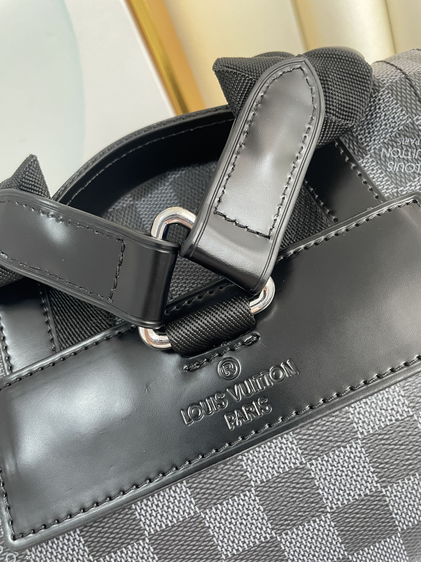 L0vis Vvtt0n Christopher PM Damier Graphite For Men, Men’s Bags, Men’s Backpack 17.3in/44cm LV N41379