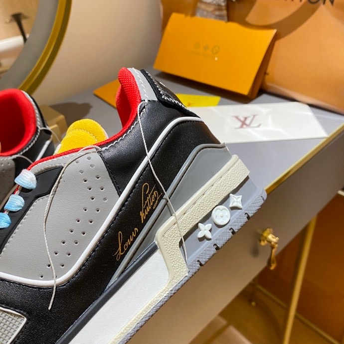 L0vis Vvtt0n Trainer Sneaker Rubber Grain Multiple Color Virgil Abloh For Men LV