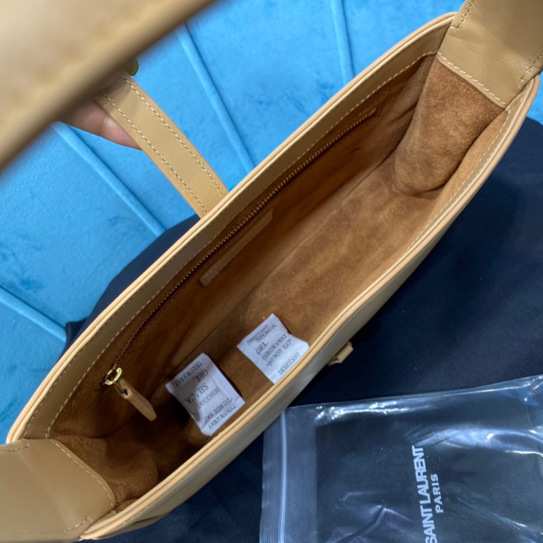 Sa1nt Lau*nt Le 5 À 7 Hobo Bag In Smooth Beige For Women 9in/23cm Y51 6572282R20W9832