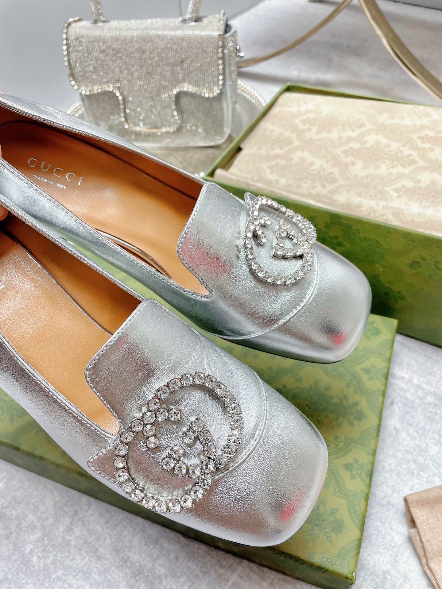 Gvc*1 Women’s Mid-Heel Pump With GG Logo Silver For Women GG