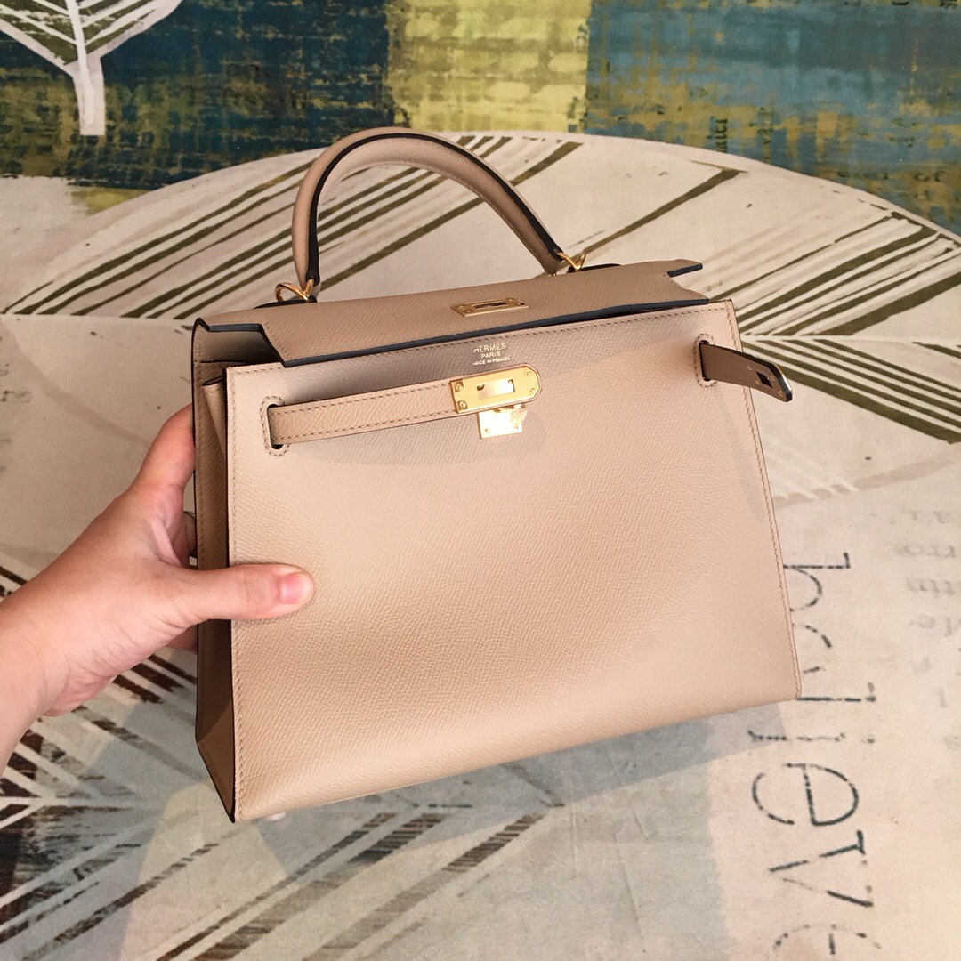 H**me5 Kelly Light Gray For Women Gold Toned Hardware 10in/25cm