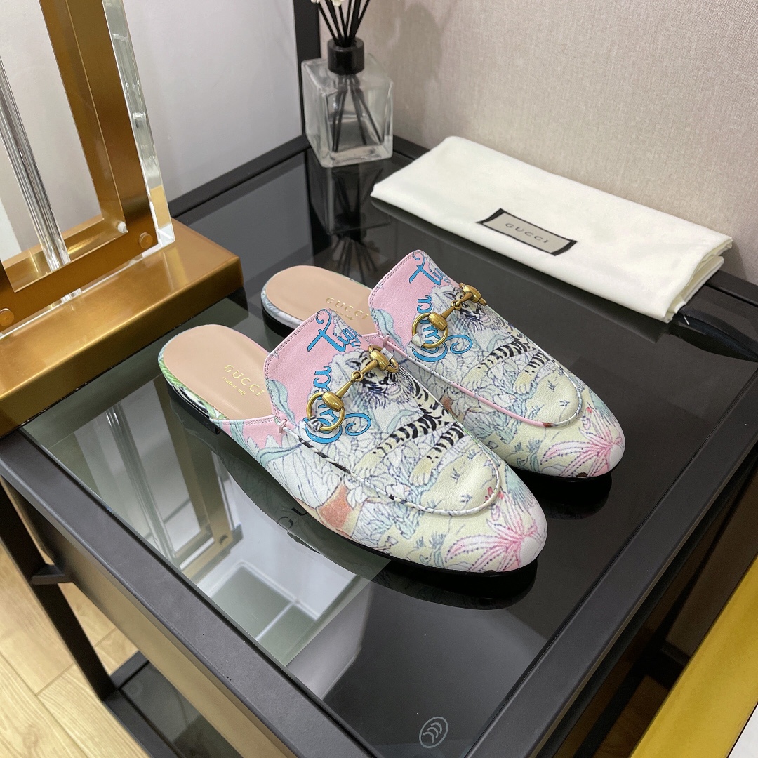 Gvc*1 Women’s GG Princetown Slipper With Tiger White For Women GG