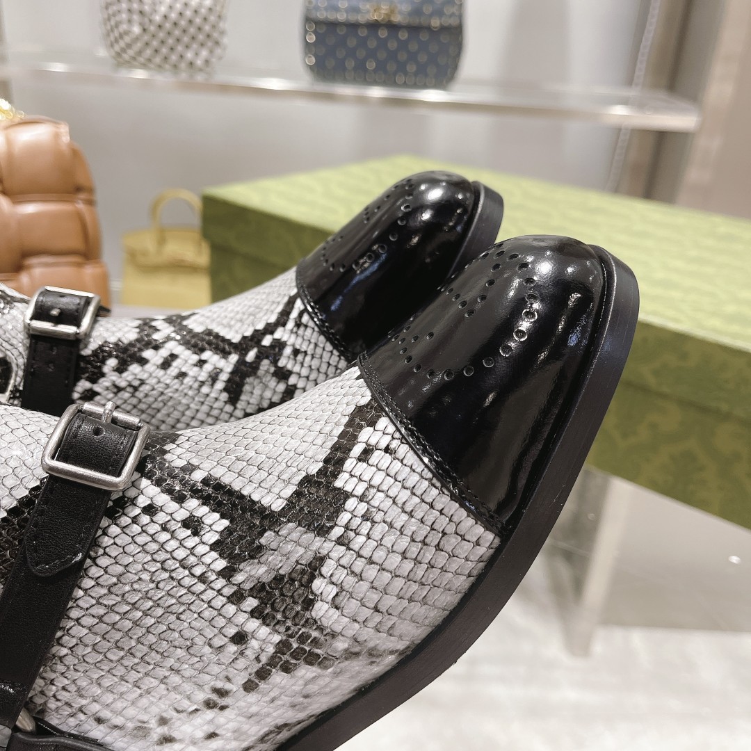 Gvc*1 Knee-High Python Boots With Harness White For Women GG