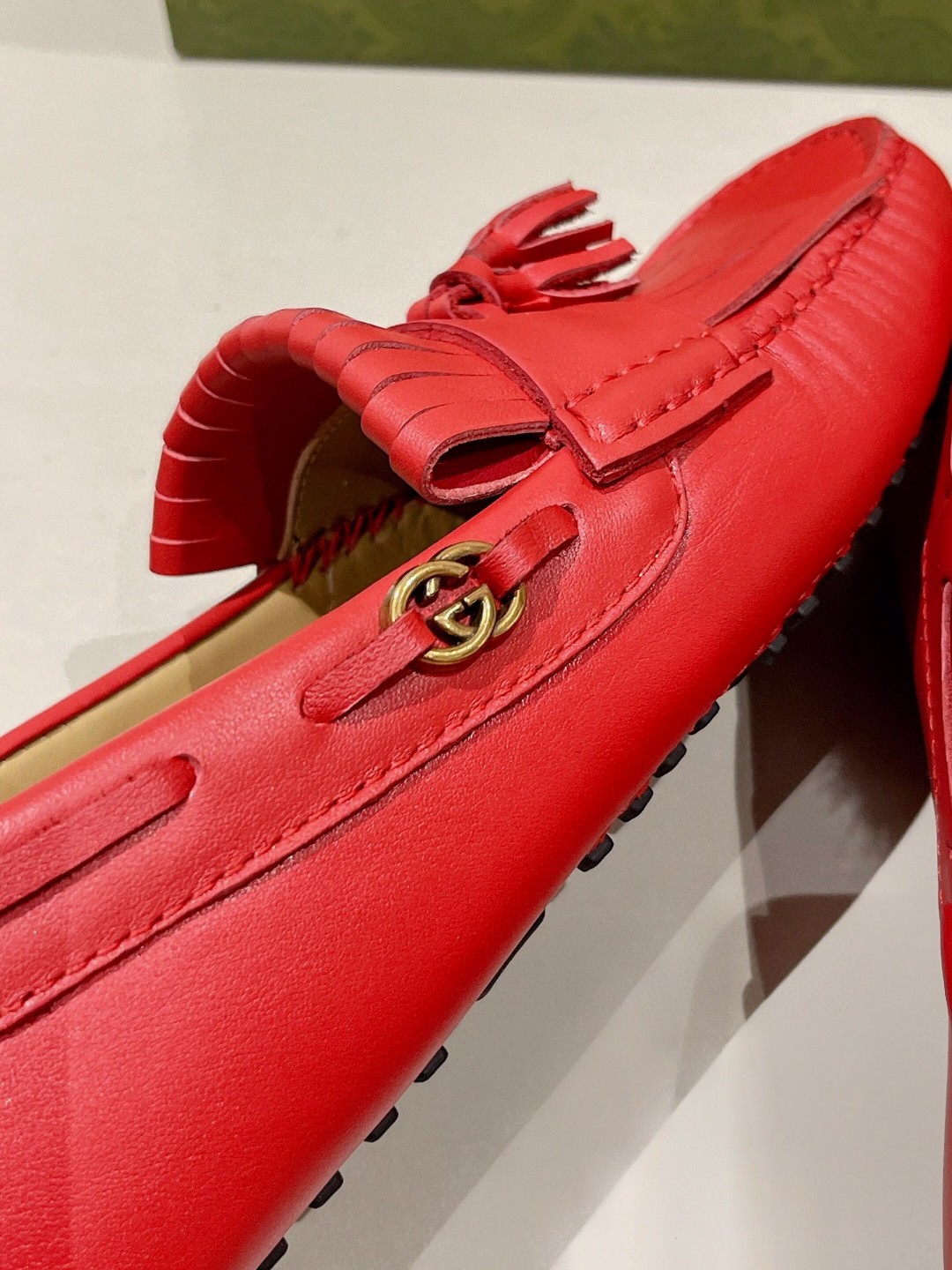 Gvc*1 Men’s Loafer With Driver Interlocking G Red For Men 624699