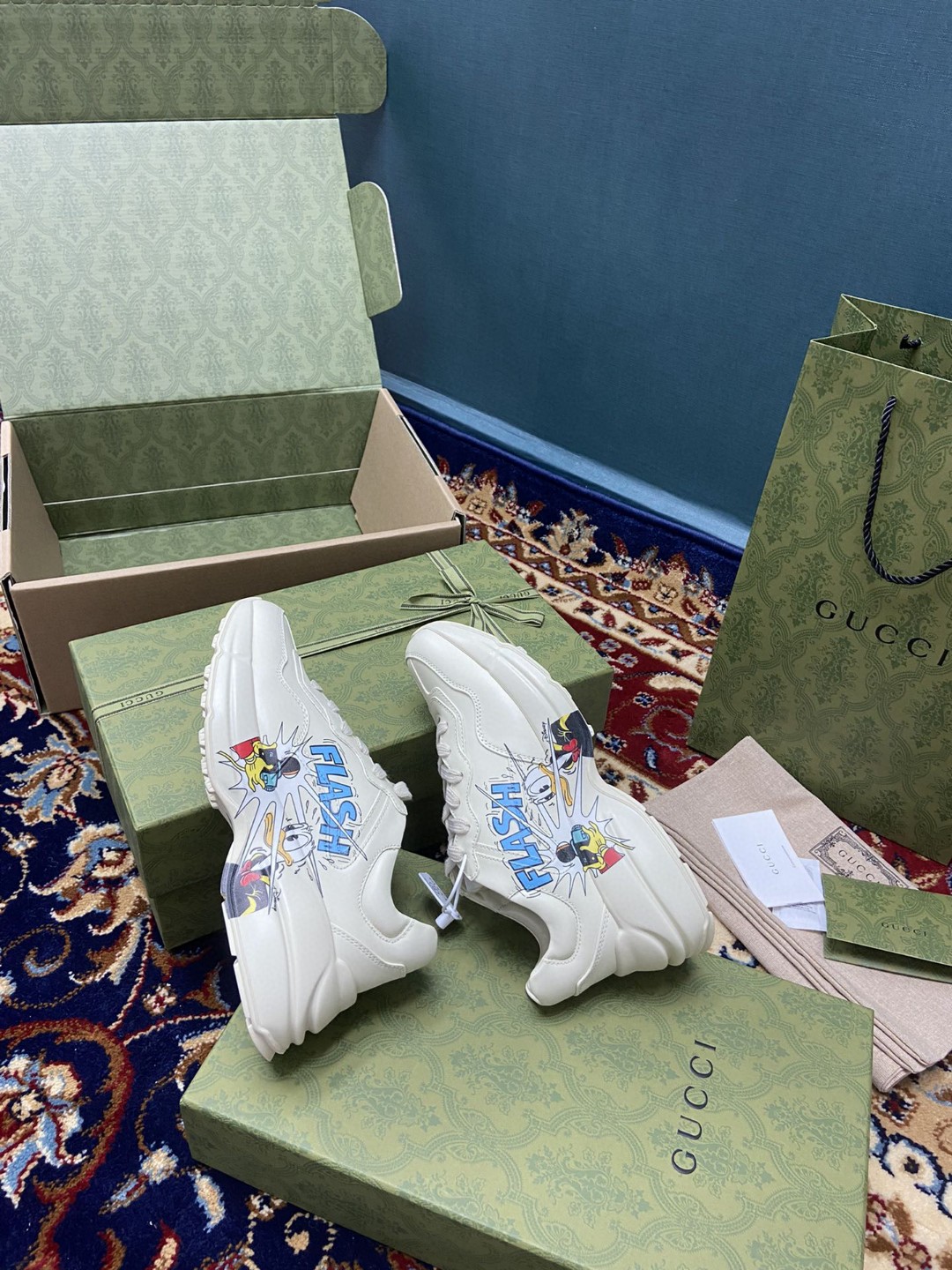 Disney x Gvc*1 Men’s Rhyton Sneakers With Donald Duck White Ivory For Men 646509-DRW00-9522