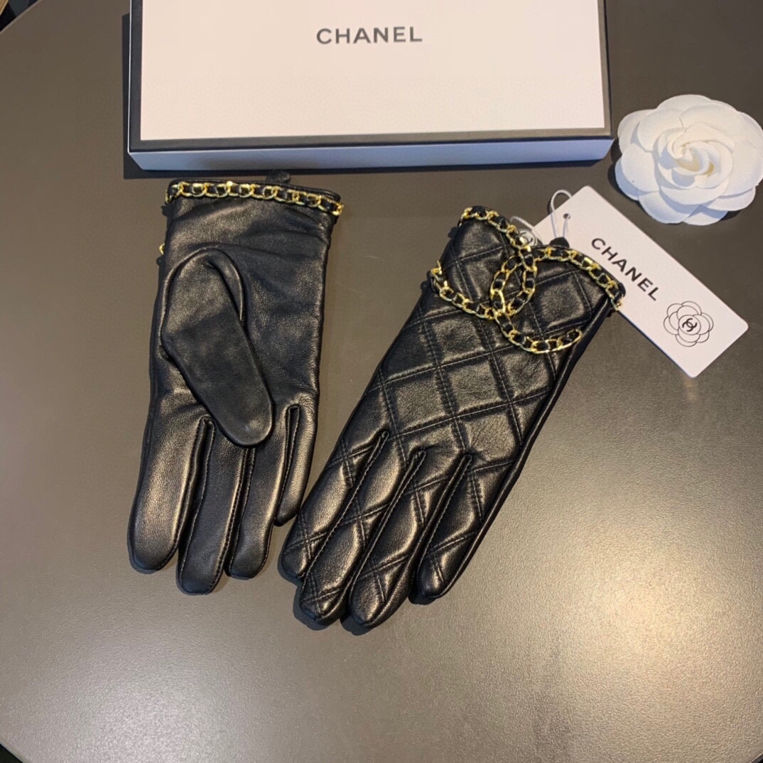 Ch**el Gloves In Black