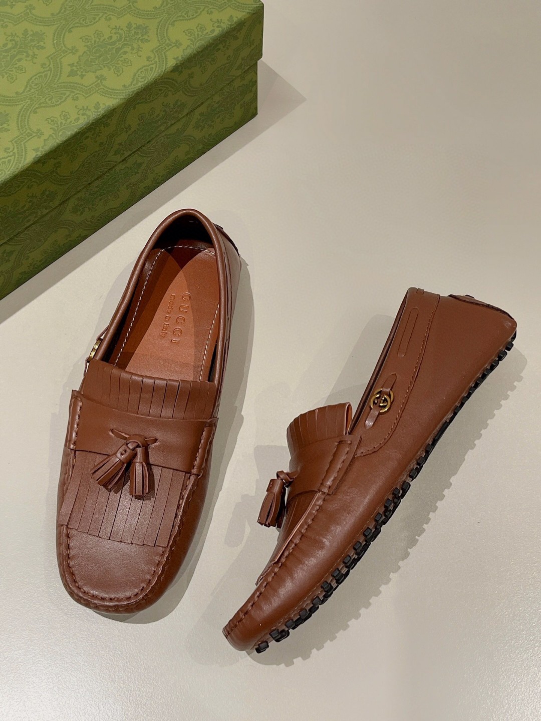Gvc*1 Men’s Loafer With Driver Interlocking G Brown For Men 624699