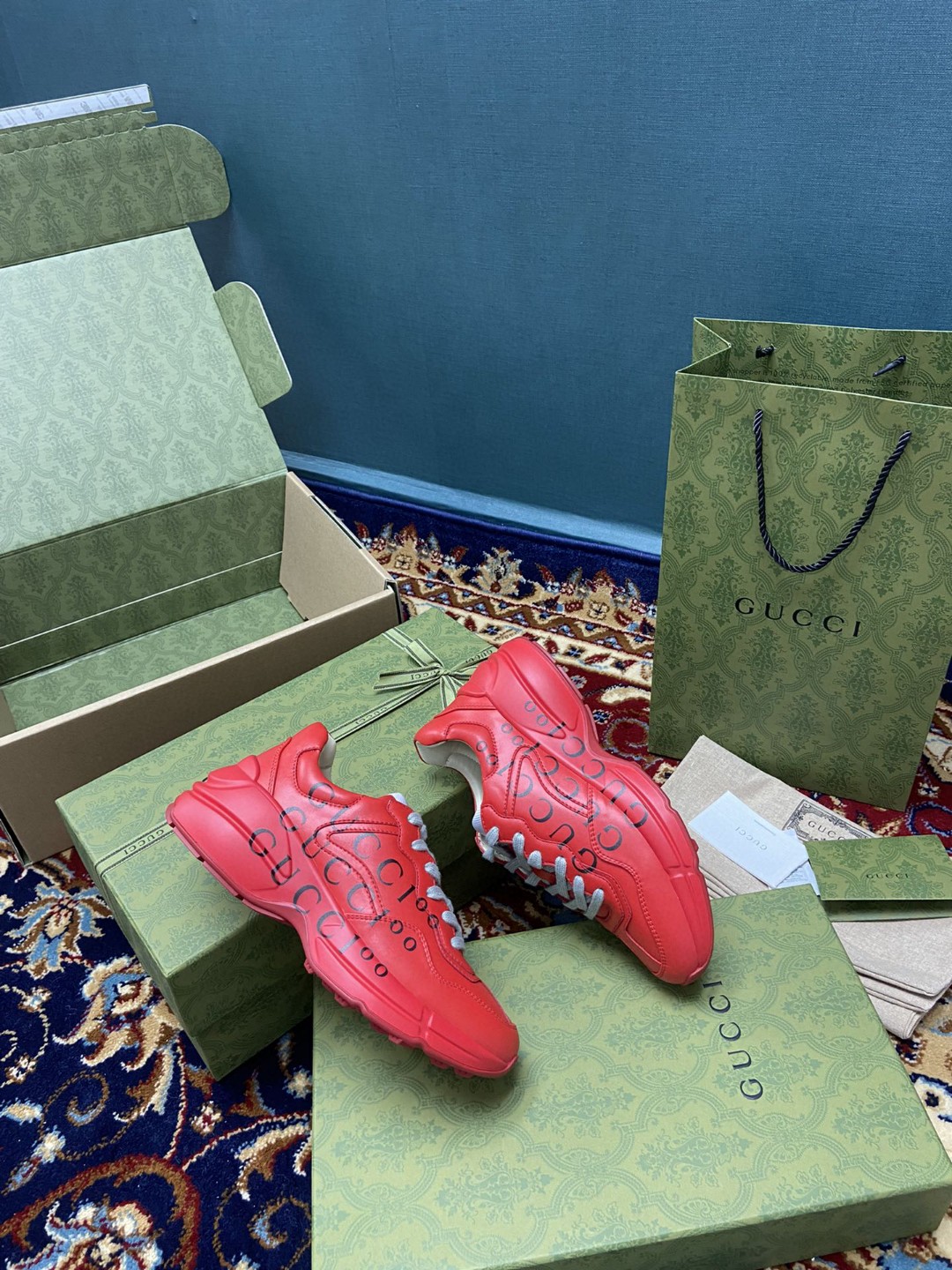 Gvc*1 Men’s 100 Rhyton Sneaker Red For Men 660938