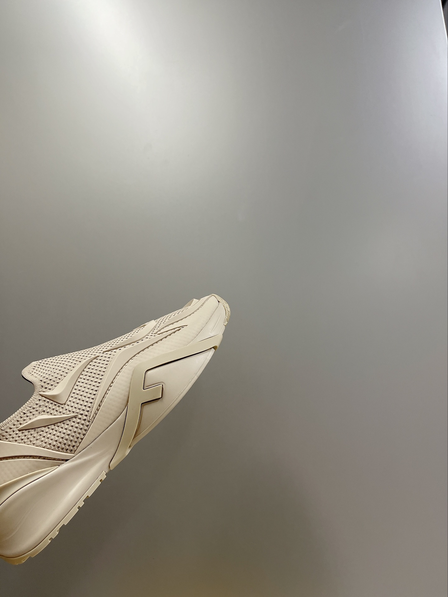 F**di Low Trainers Sneakers Beige For Women