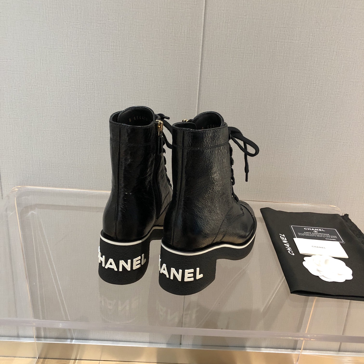 Ch**el Women’s Lace-Ups Black For Women