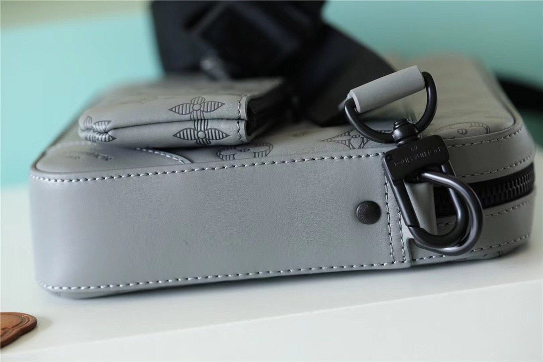 L0vis Vvtt0n Duo Messenger Monogram Shadow Anthracite Gray For Men, Men’s Bags, Shoulder And Crossbody Bags 10.2in/26cm LV M46104