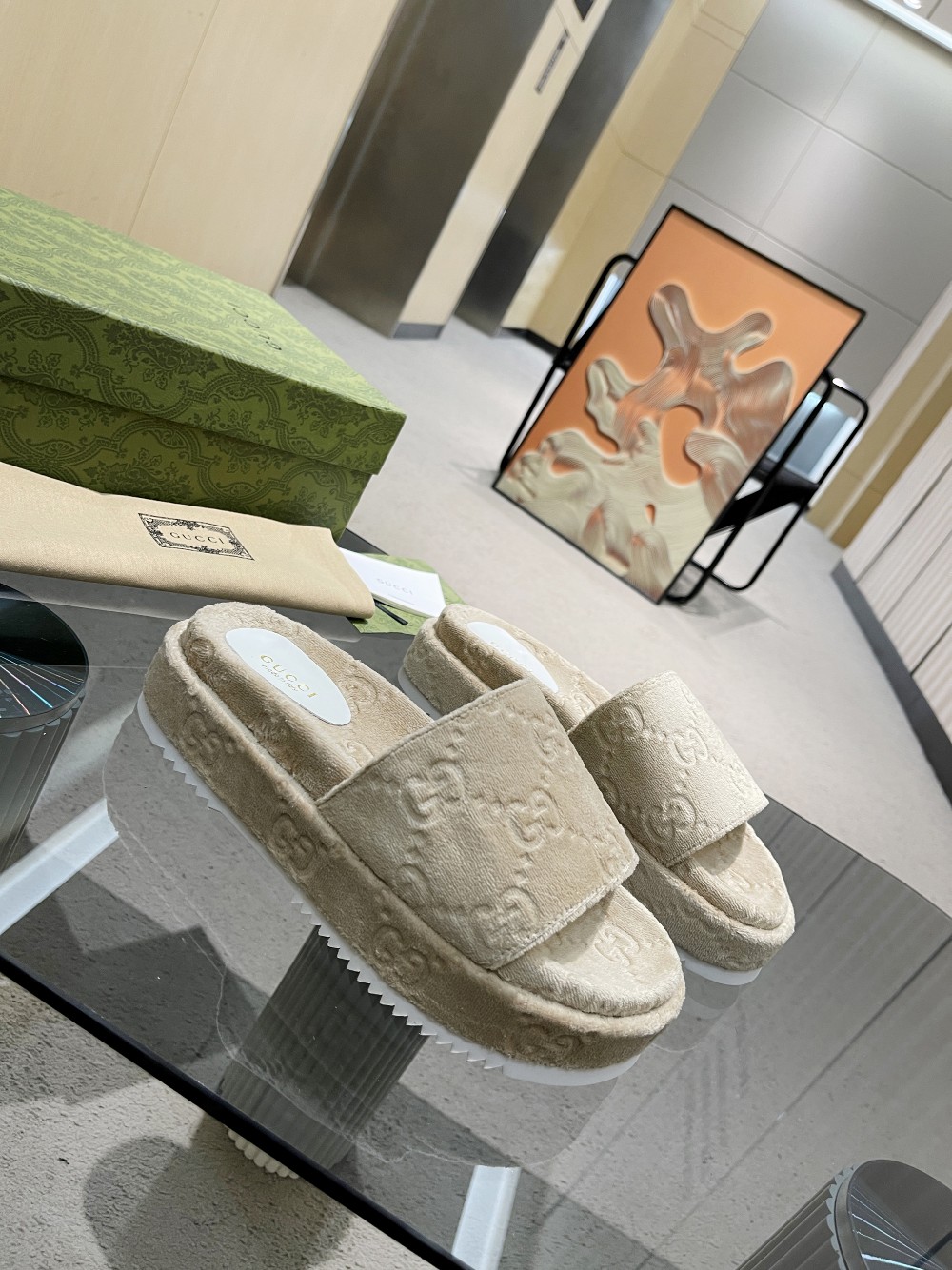 Gvc*1 Women’s GG Platform Sandal Beige For Women GG