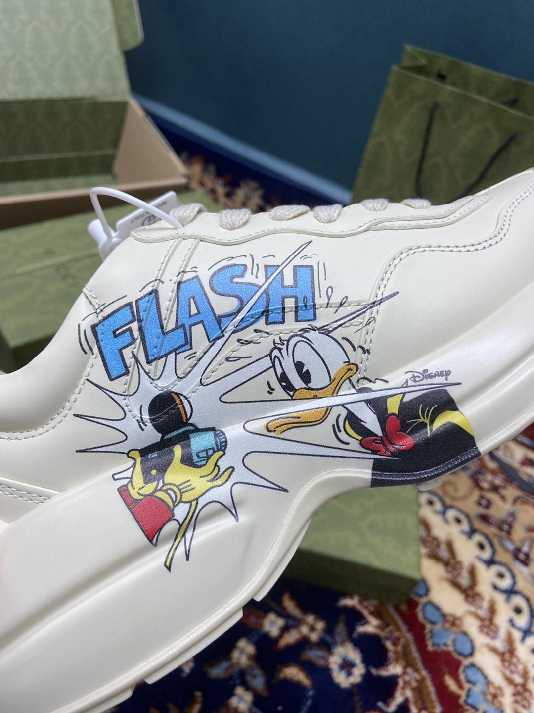 Disney x Gvc*1 Men’s Rhyton Sneakers With Donald Duck White Ivory For Men 646509-DRW00-9522