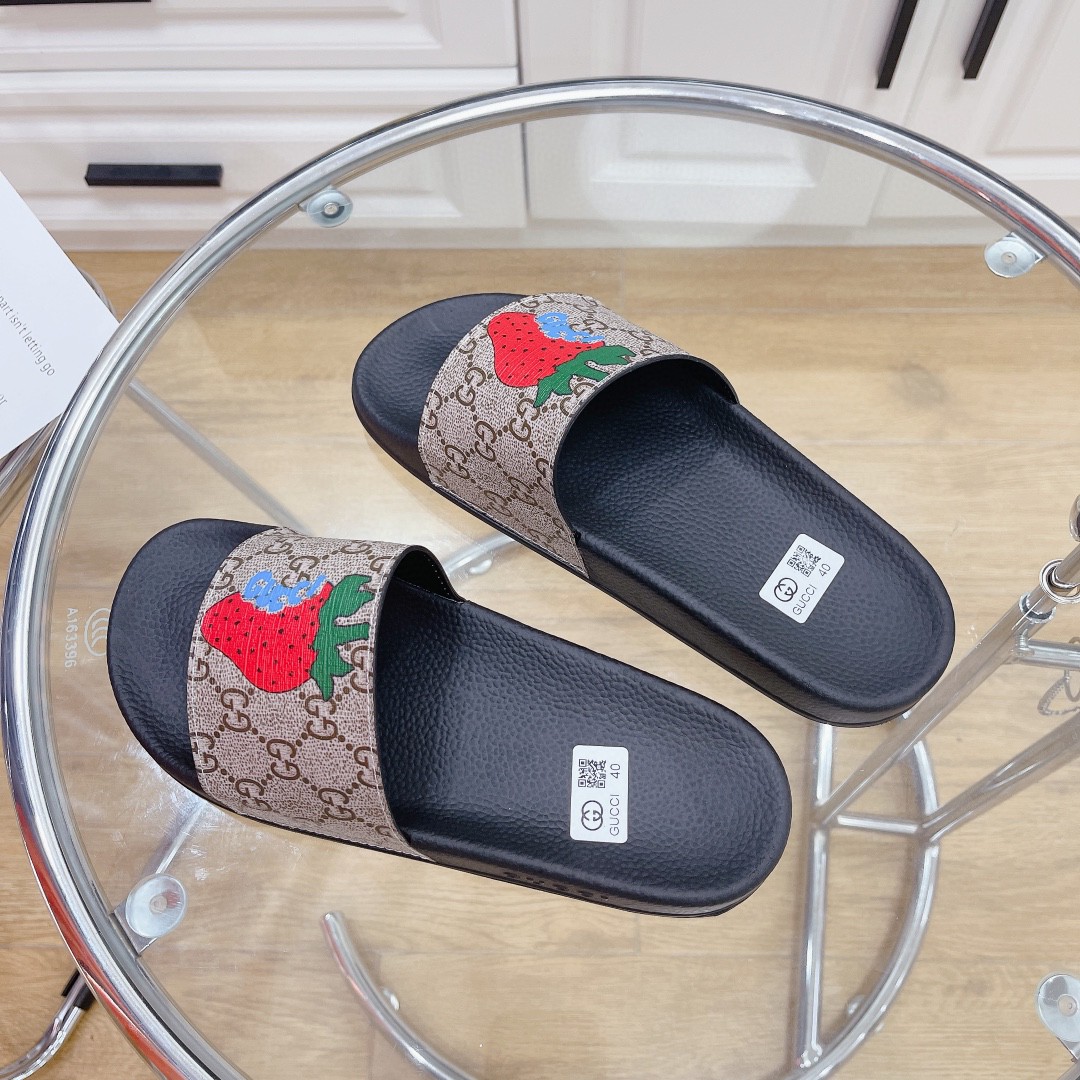 Gvc*1 Men’s GG Svp*me Slides With Gvc*1 Strawberry Black And Gray For Men 408508 G2200
