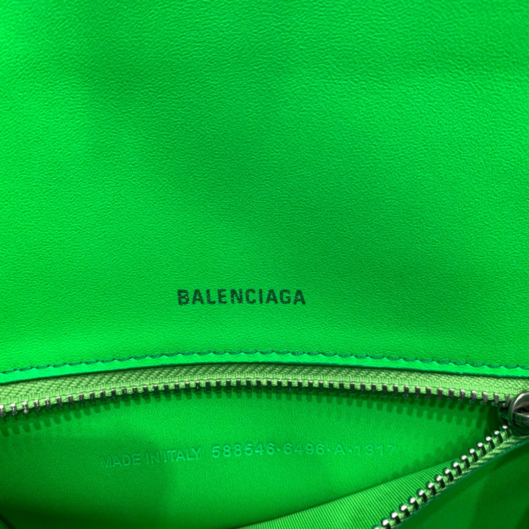 Ba1en*iaga Hourglass Small Handbag In Green, For Women, Women’s Bags 9in/23cm