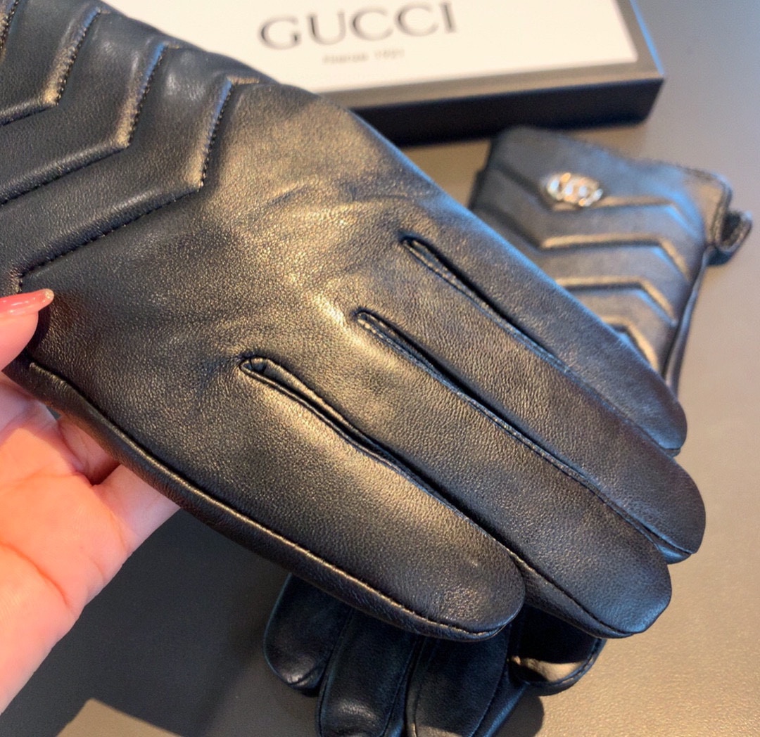 Gvc*1 Gloves With Signature Double G Motif In Black