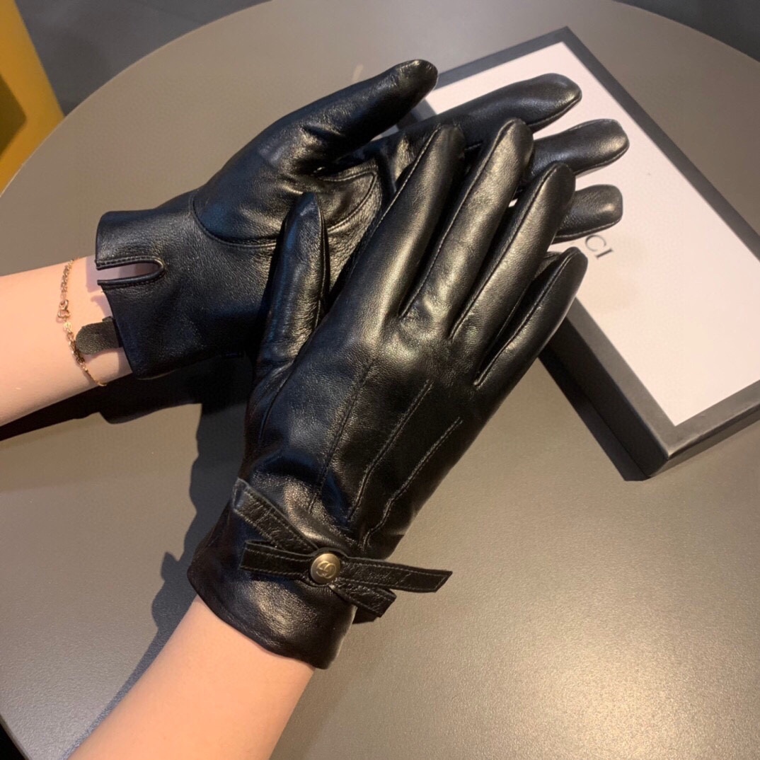 Gvc*1 Gloves With Signature Double G Motif In Black