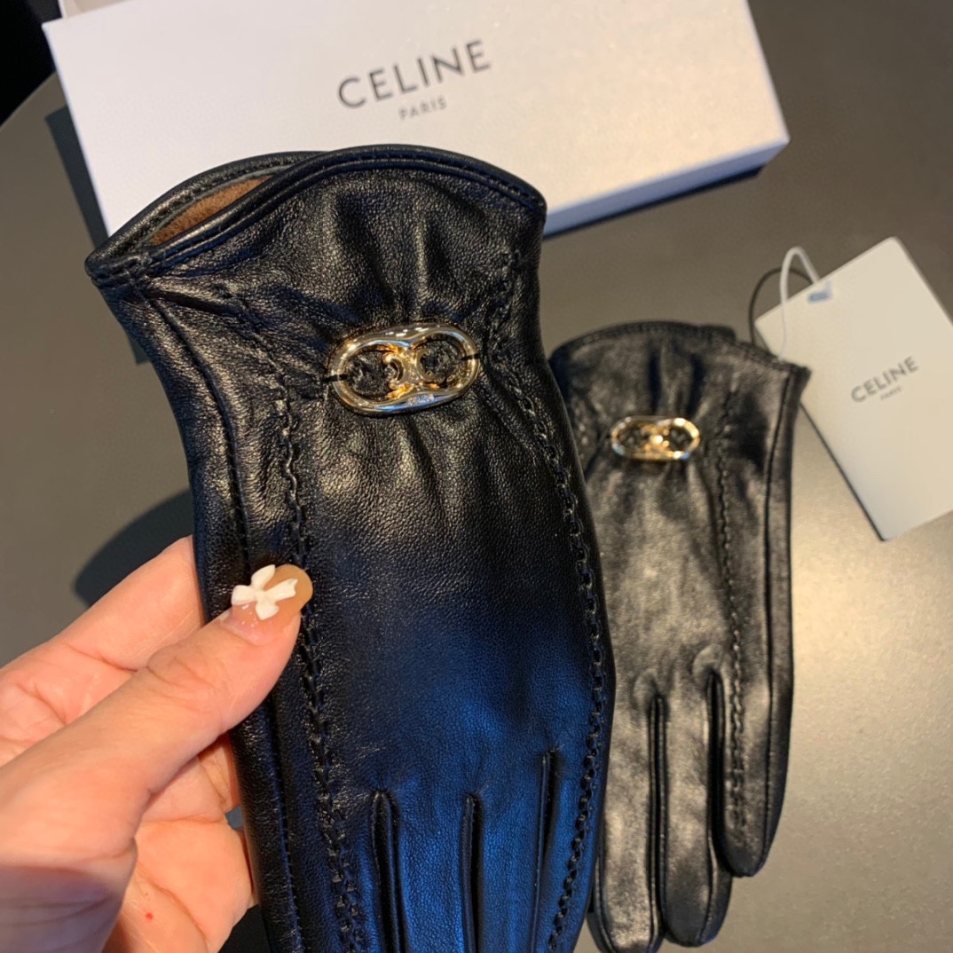 Ce1i*e Triomphe Gloves In Black