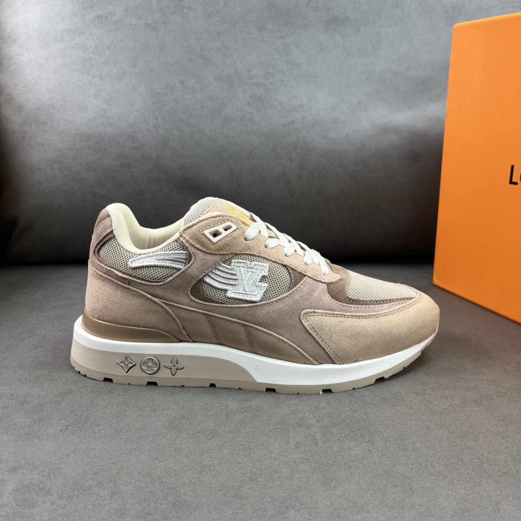 L0vis Vvtt0n Run Away Sneaker Beige For Men LV 1AA6N9