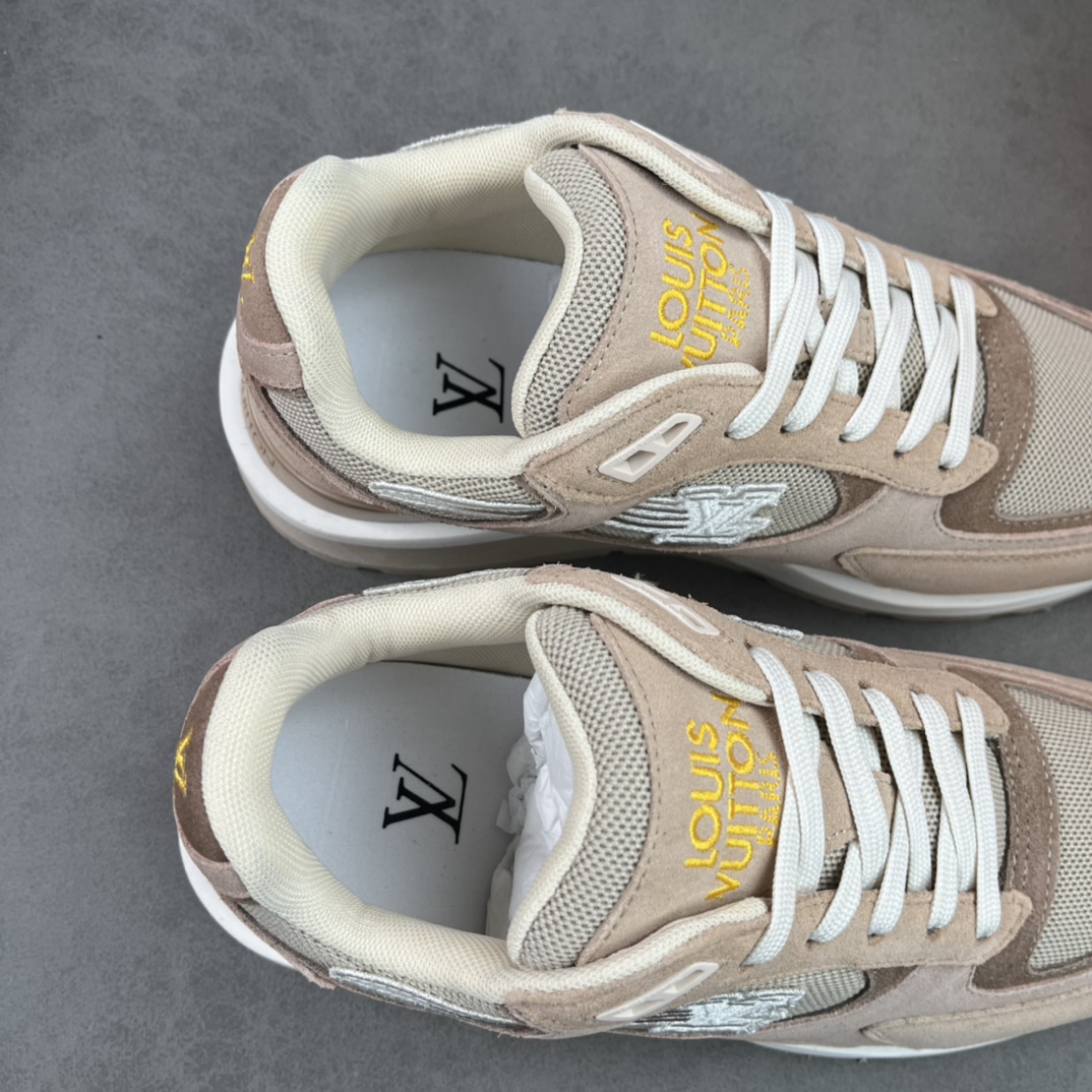 L0vis Vvtt0n Run Away Sneaker Beige For Men LV 1AA6N9