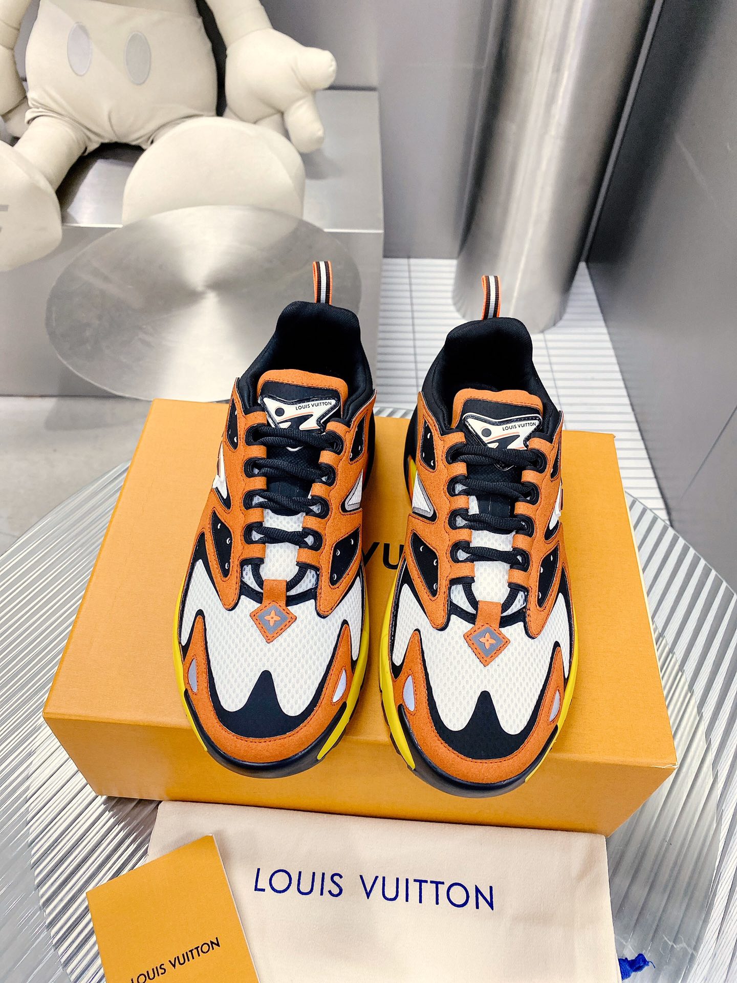 L0vis Vuittion LV Runner Tatic Sneaker Orange For Men LV