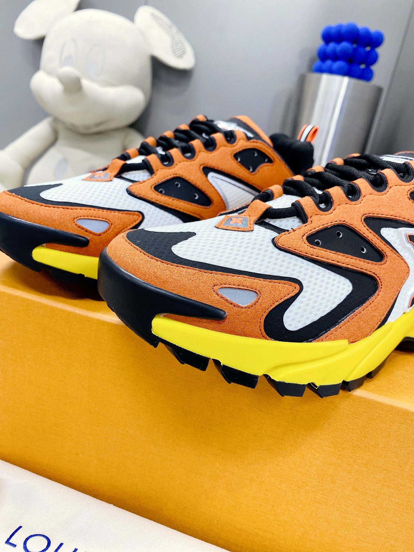 L0vis Vuittion LV Runner Tatic Sneaker Orange For Men LV