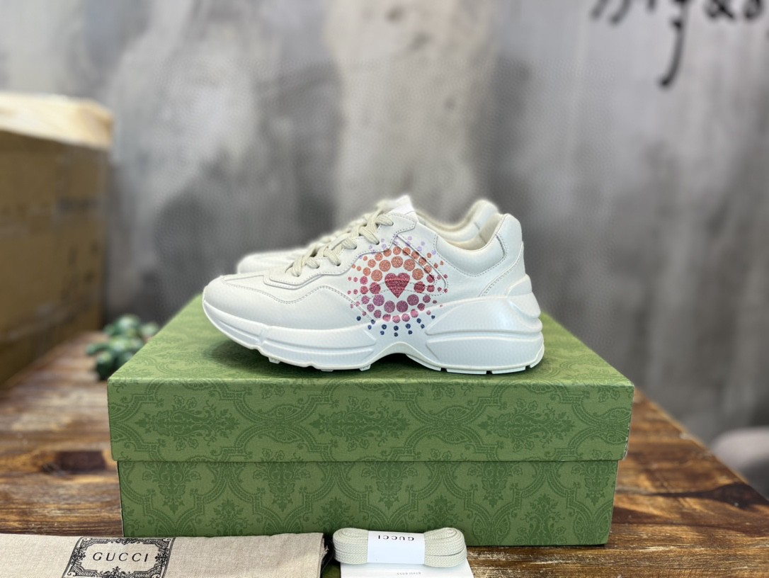 Gvc*1 Women’s Rhyton Ivory White For Women 703810DRW009522