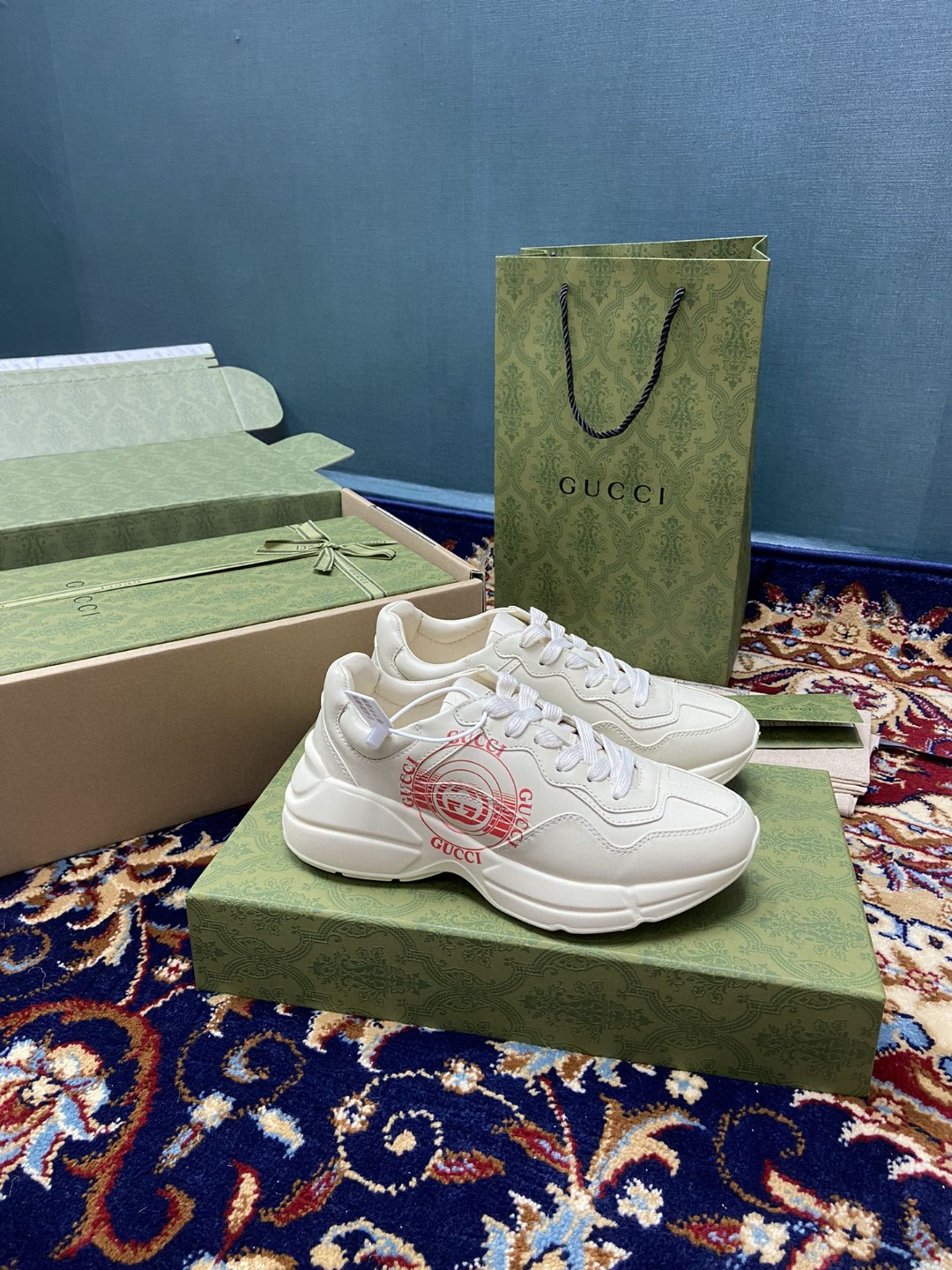 Gvc*1 Women’s Rhyton Sneakers With Gvc*1 White Ivory For Women 646509