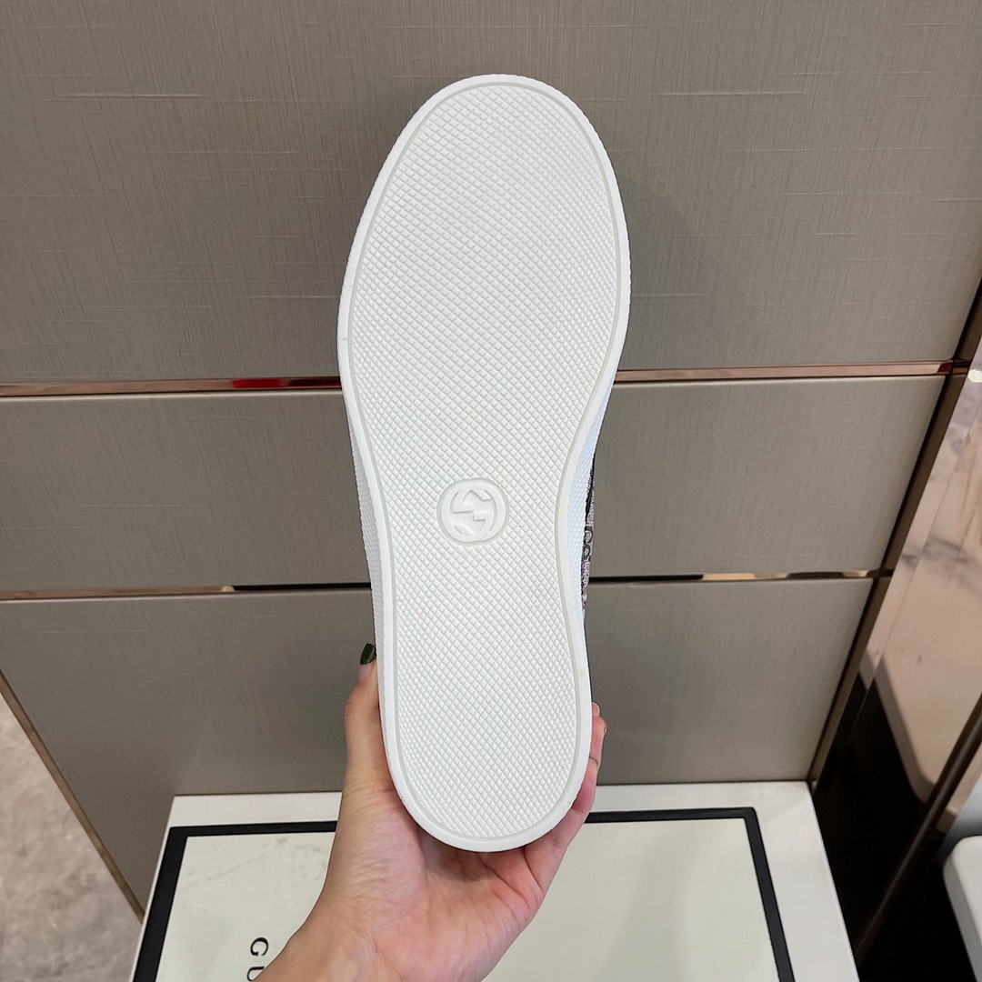 Gvc*1 Men’s GG Svp*me Slip-On With Floral Green For Men 546152