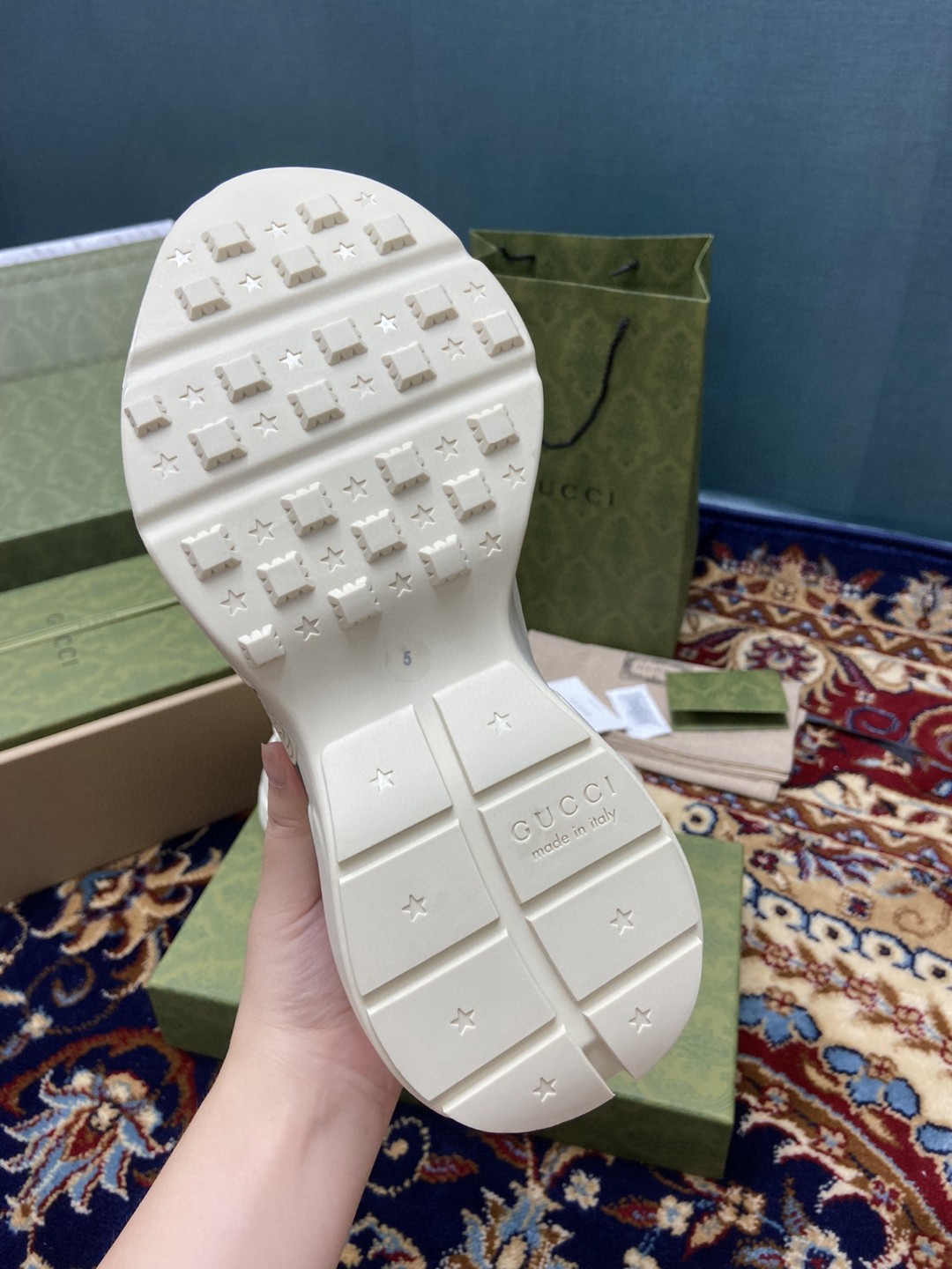 Gvc*1 Men’s Rhyton Sneakers With Gvc*1 Tiger White Ivory For Men 524990