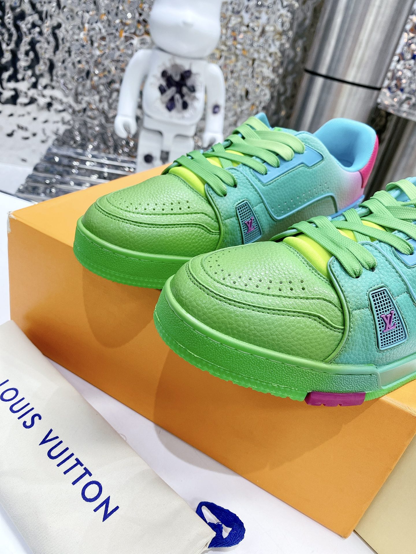 L0vis Vvtt0n Women’s LV Trainers Multicolor For Women LV