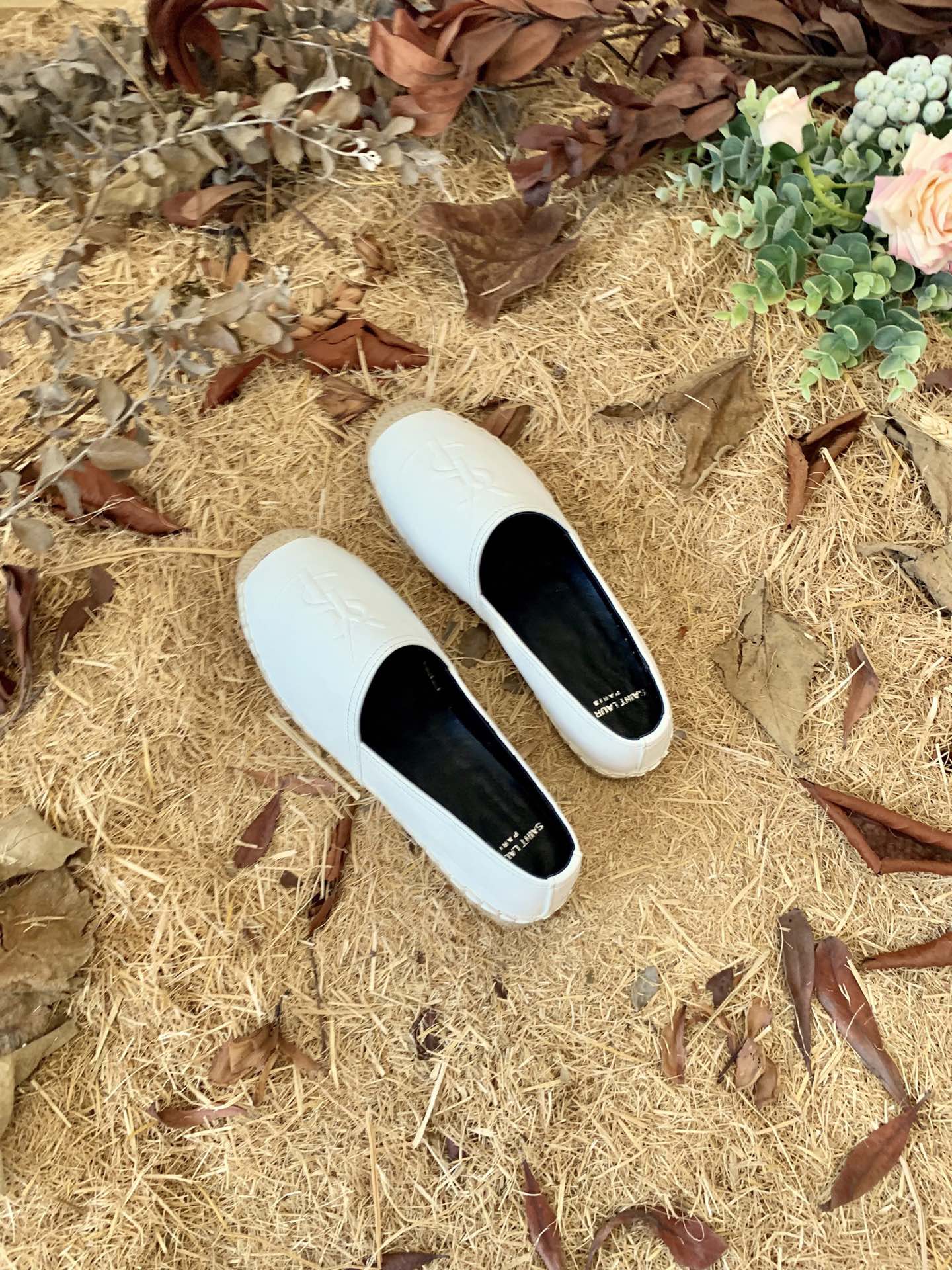 Sa1nt Lau*nt Women’s Y51 Embroidered Espadrilles White For Women Y51 4848900NO609030